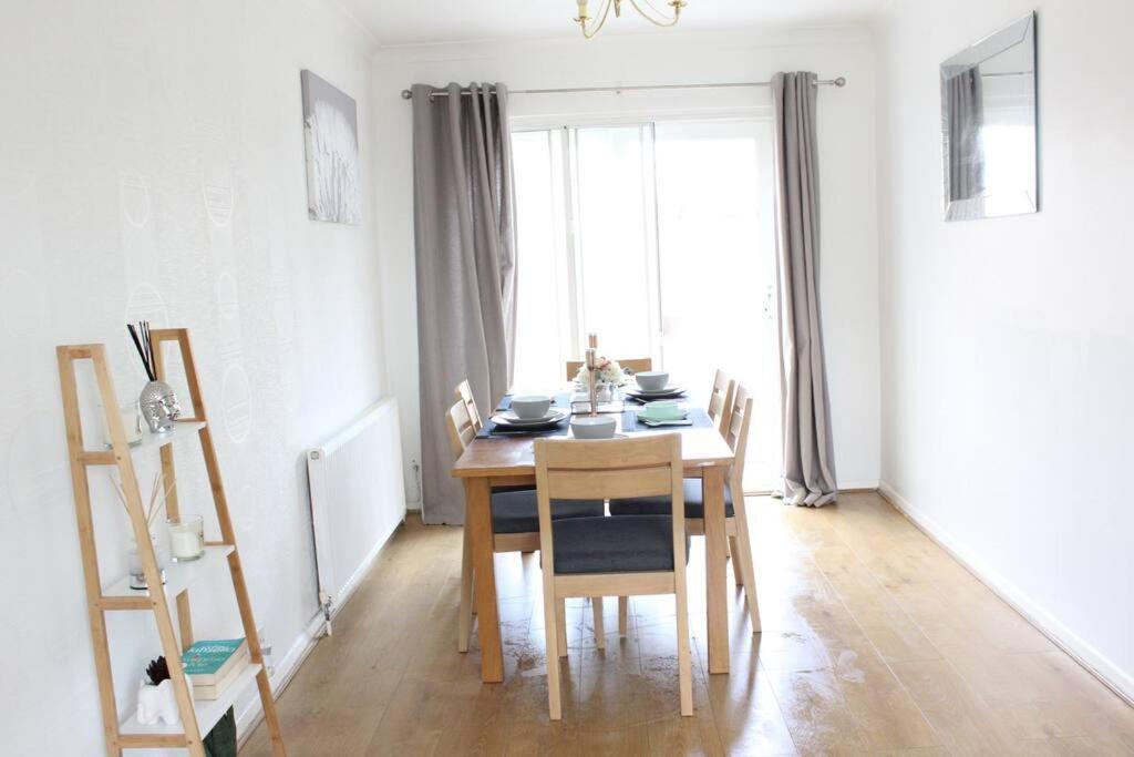 Private & Comfortable 2 Bedroom Home Away From Home 스탠웰 외부 사진
