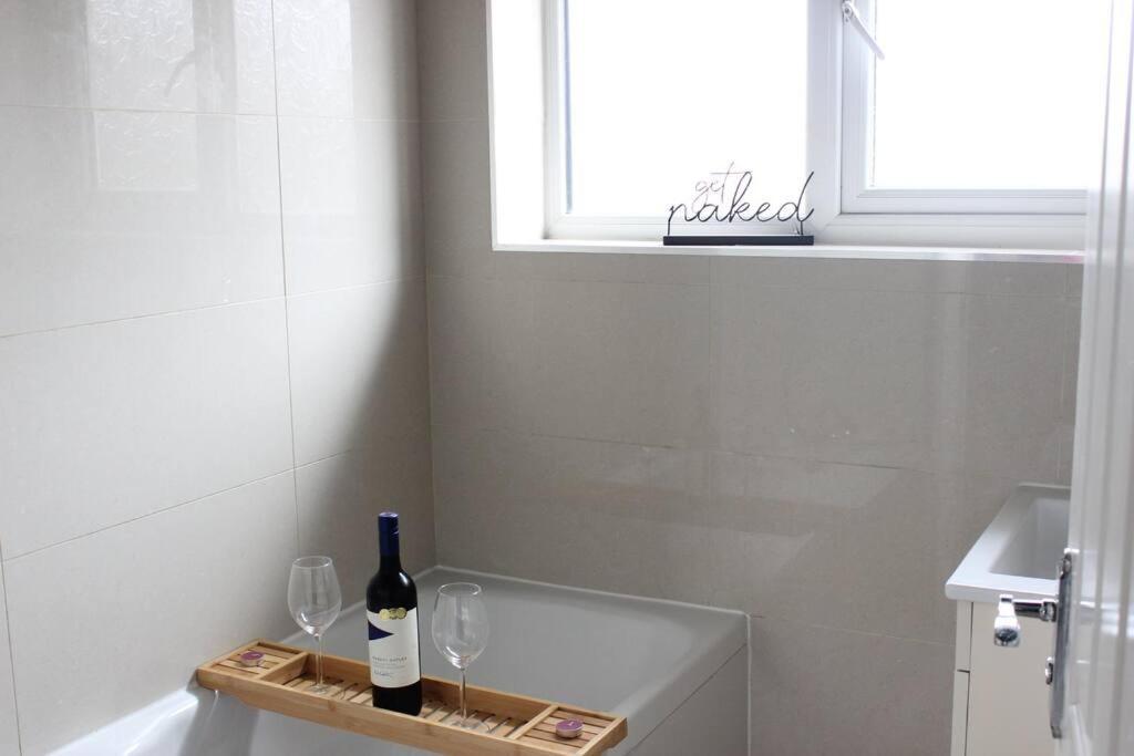 Private & Comfortable 2 Bedroom Home Away From Home 스탠웰 외부 사진